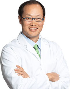 Thomas Youm, MD Shoulder Arthroscopy Board-Certified Orthopaedic Surgeon profile image